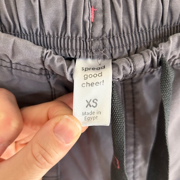 Two sets of Women’s Scrubs in Gray and Pink. Extra women’s scrub top included! - Picture 3 of 12